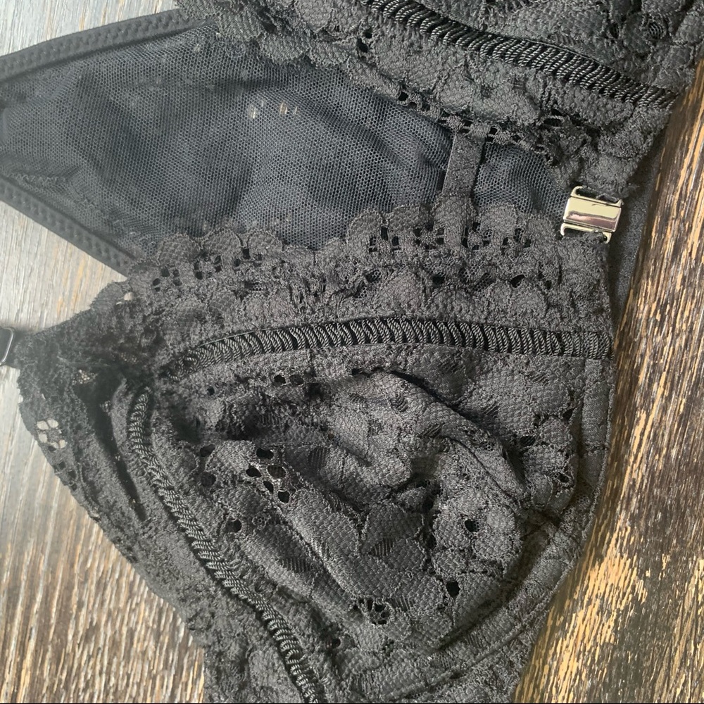 Body by Victoria unlined allover lace bra - Picture 2 of 5